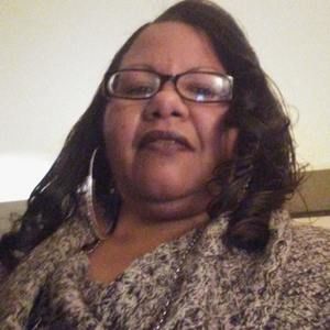 Meet your Posher, Sylvia